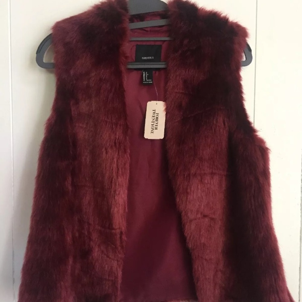 Forever 21 Faux Fur Vest NWT